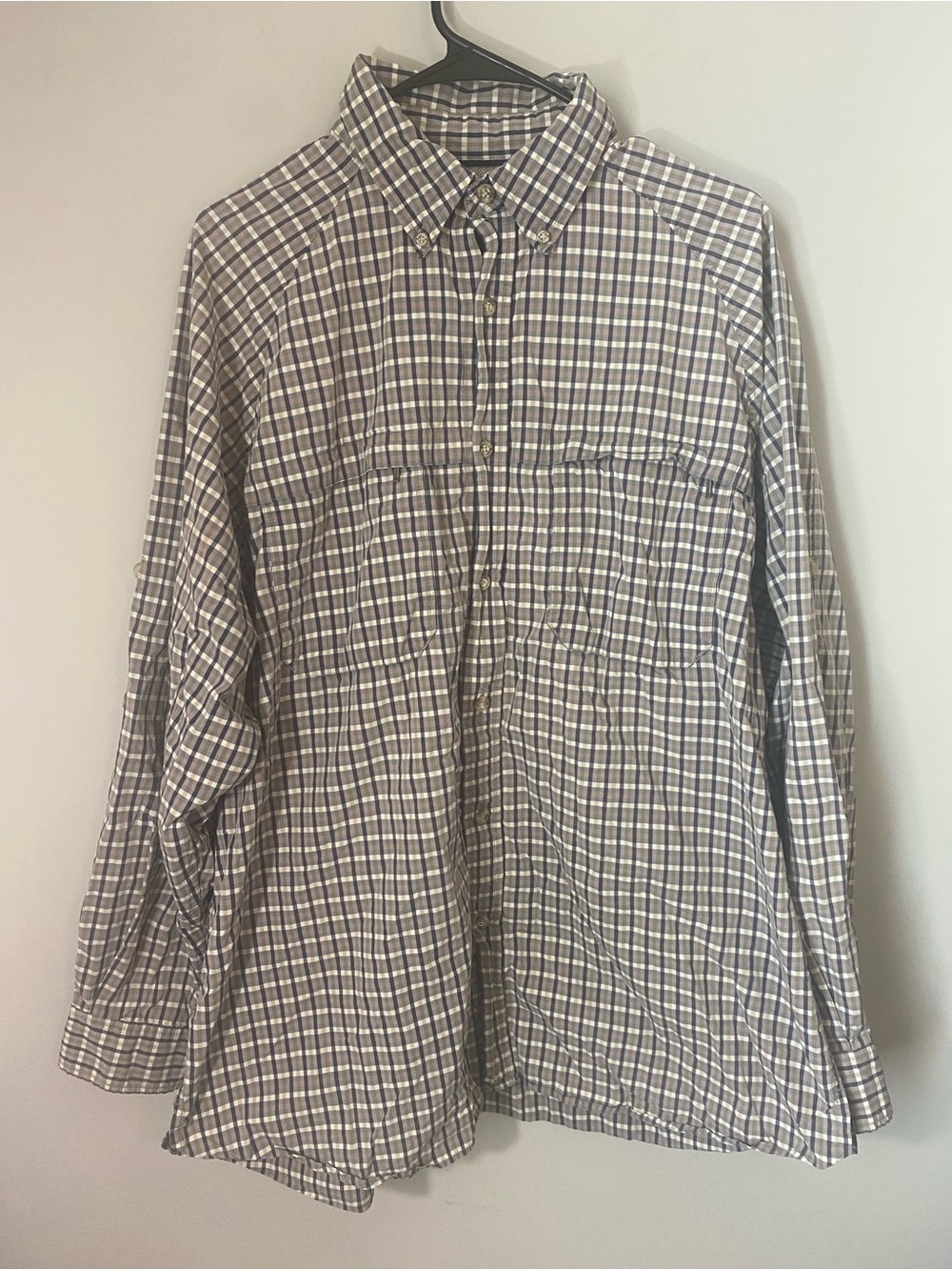 Magellan Outdoors Gray & White Plaid Button-Down Shirt